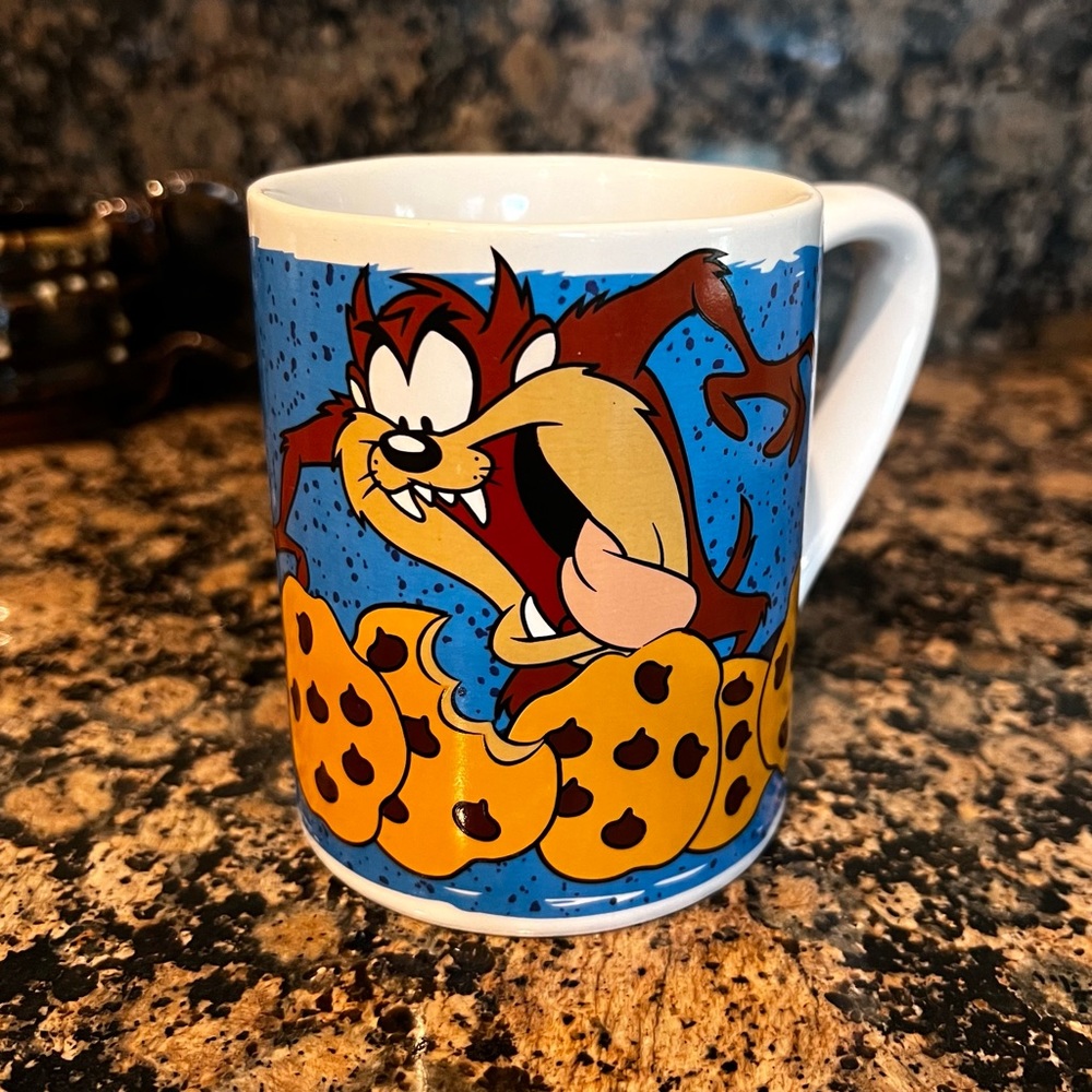 Vintage Gibson Taz Looney Tunes Tasmanian Devil Chocolate Chip Cookies Mug 12oz